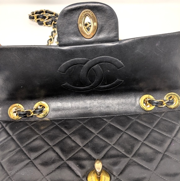 🎉HPx2🎉CHANEL Black Flap Bag Maxi Jumbo Classic - Picture 5 of 8